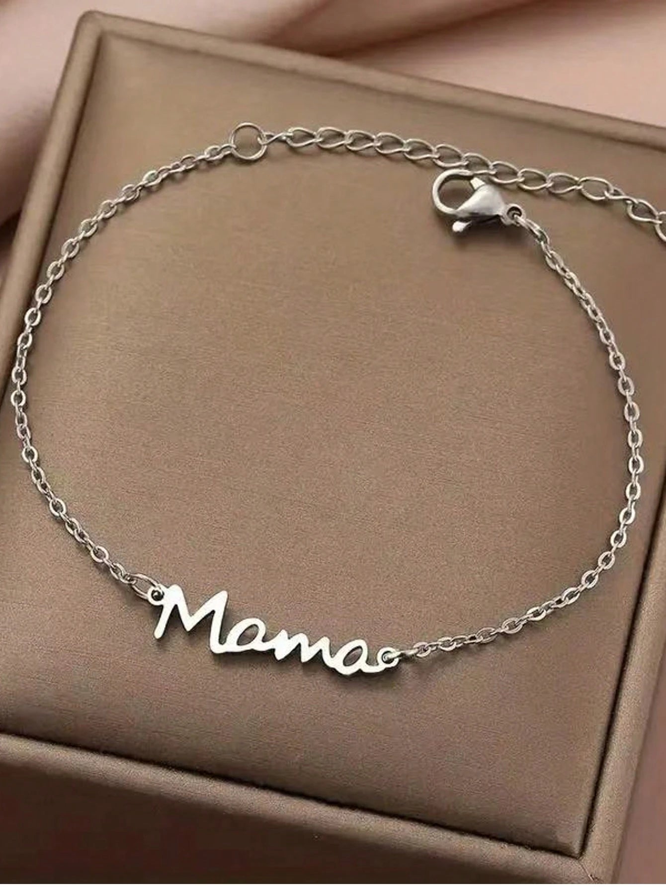 Personalized Bracelet – A Unique Touch of You (Name)