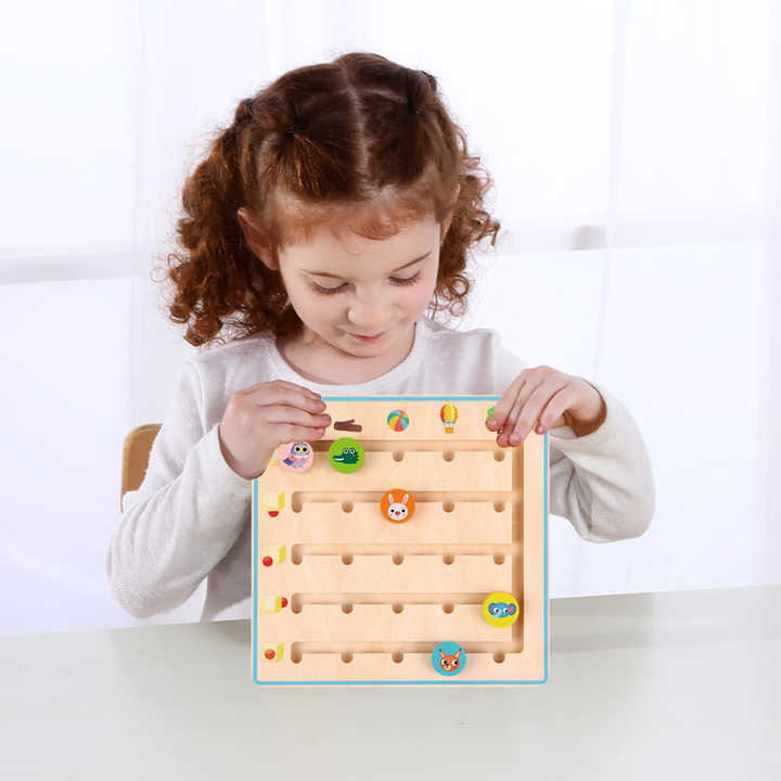 Tooky Toy - Wooden Animal Maze